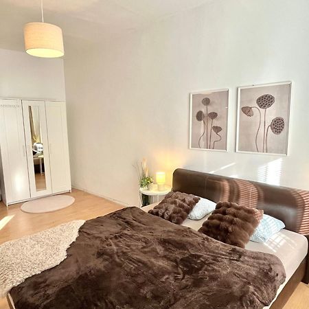 Apartment Caroline - Old Town, Ac Bratislava Exterior photo