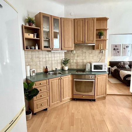 Apartment Caroline - Old Town, Ac Bratislava Exterior photo